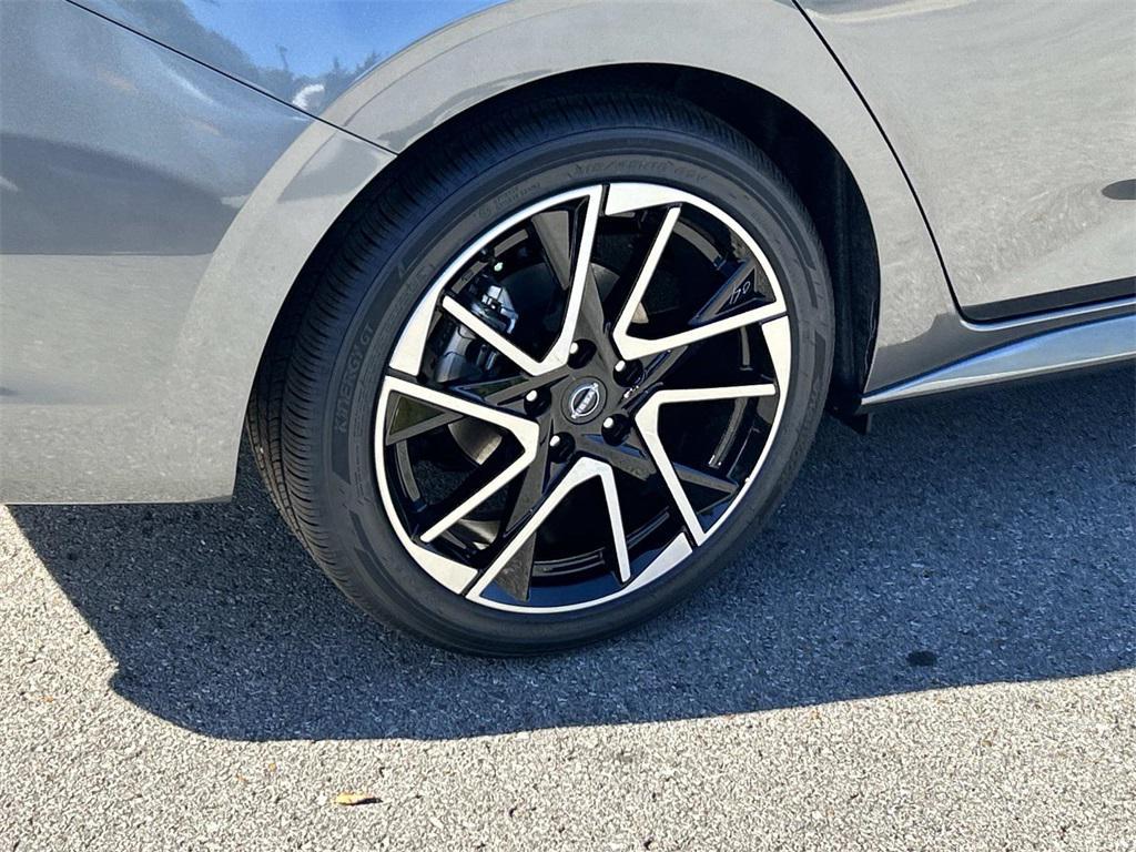 new 2025 Nissan Sentra car, priced at $23,825