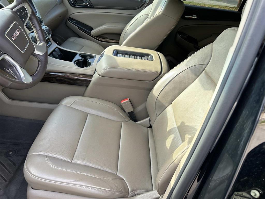 used 2017 GMC Yukon XL car, priced at $19,756