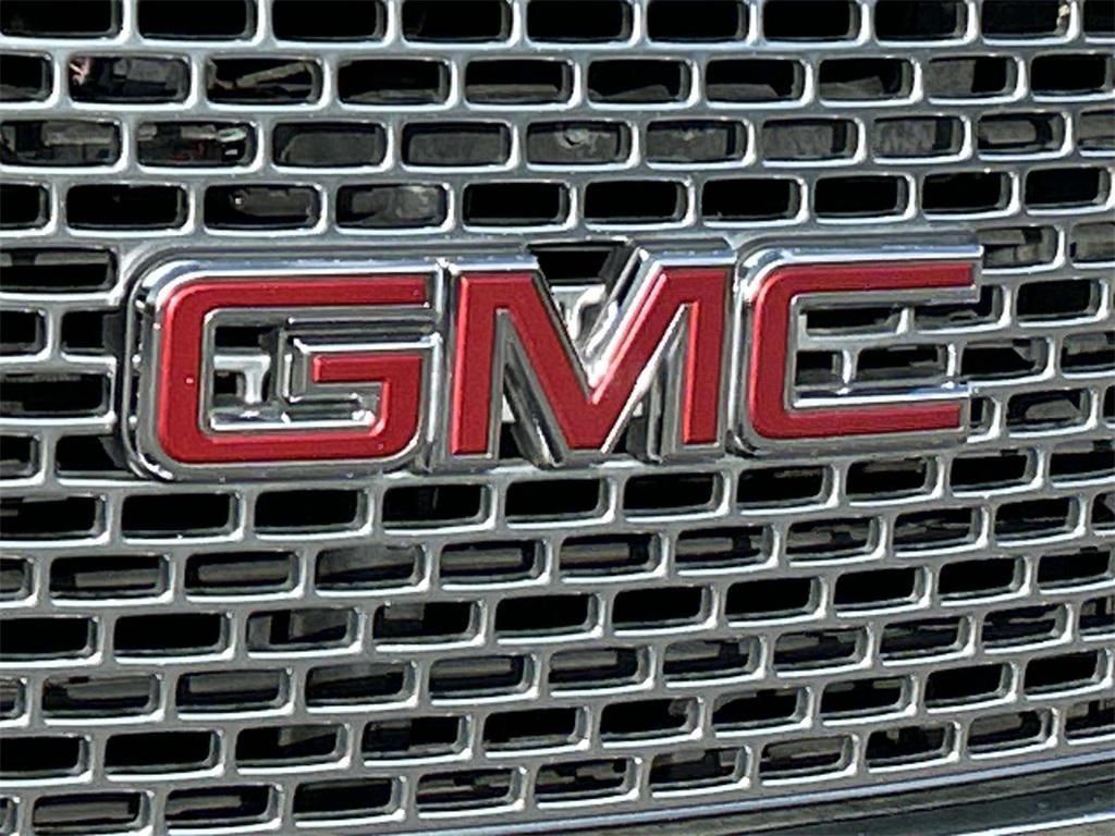 used 2017 GMC Yukon XL car, priced at $19,756