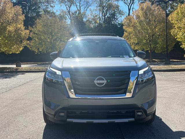 new 2024 Nissan Pathfinder car, priced at $43,220