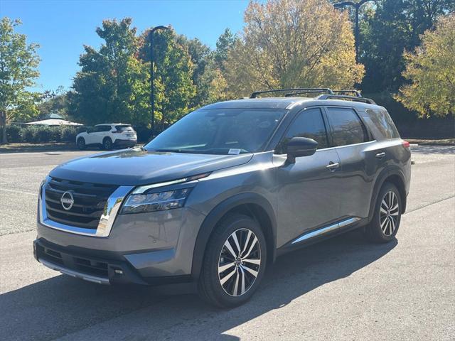 new 2024 Nissan Pathfinder car, priced at $43,220