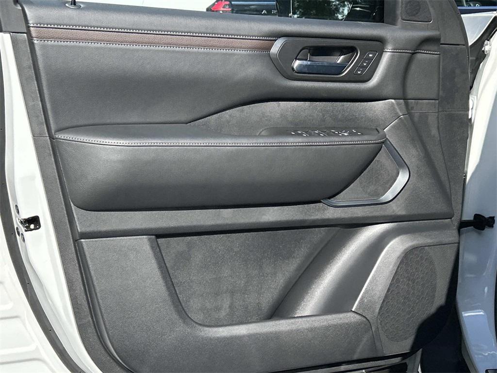 new 2026 Nissan Armada car, priced at $77,399