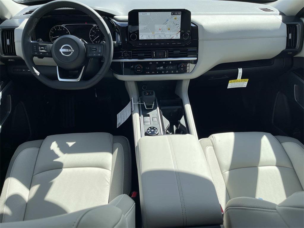 new 2025 Nissan Pathfinder car, priced at $39,715