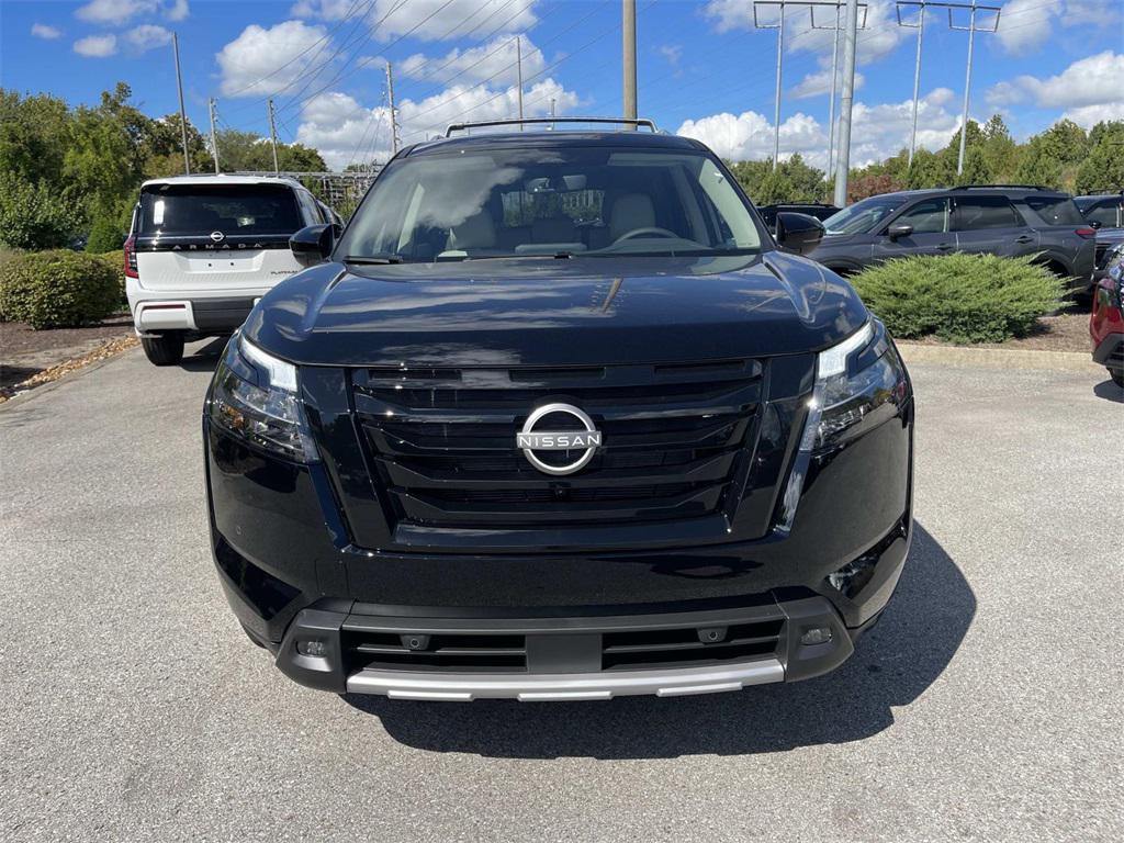 new 2025 Nissan Pathfinder car, priced at $39,715