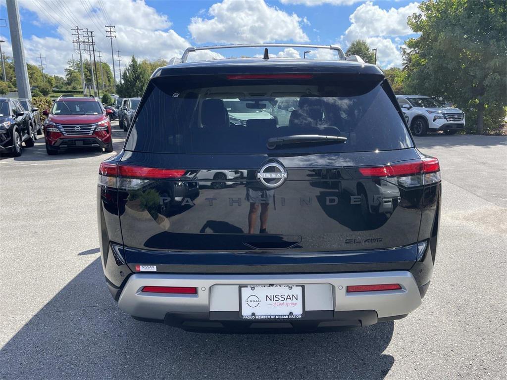 new 2025 Nissan Pathfinder car, priced at $39,715