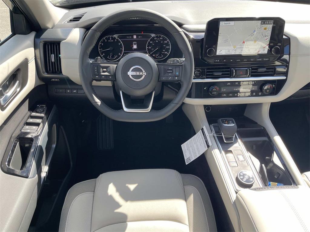 new 2025 Nissan Pathfinder car, priced at $39,715
