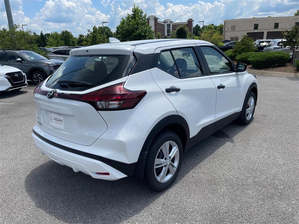 new 2025 Nissan Kicks car, priced at $22,030