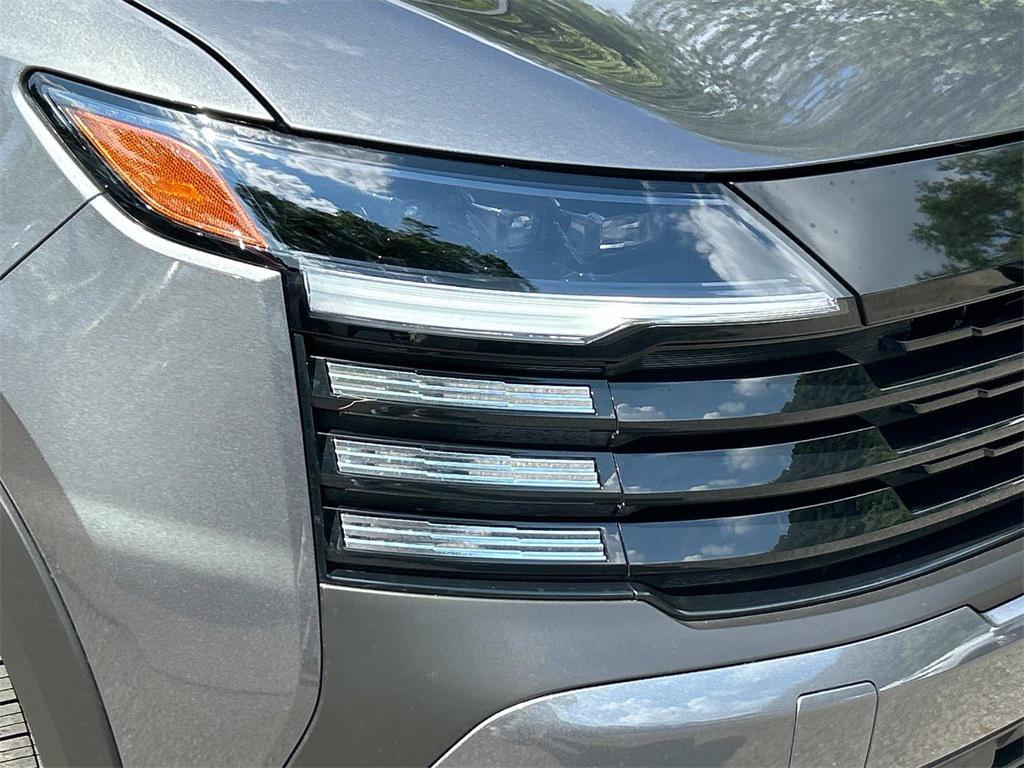 new 2025 Nissan Kicks car, priced at $23,465