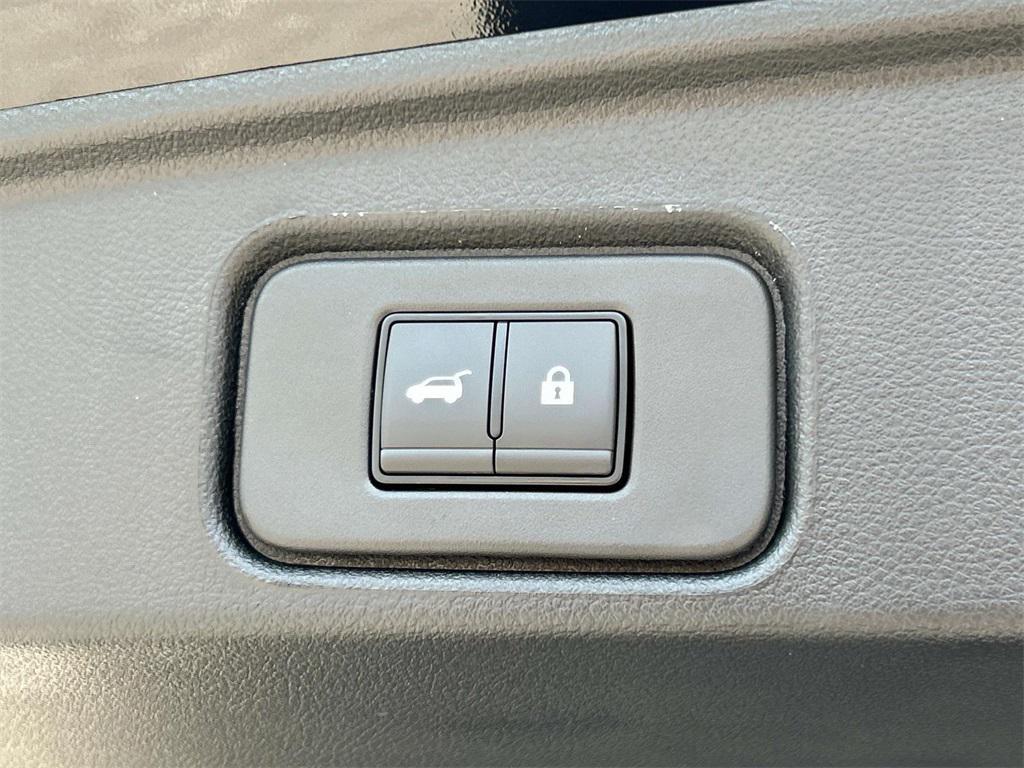 new 2025 Nissan Pathfinder car, priced at $33,497