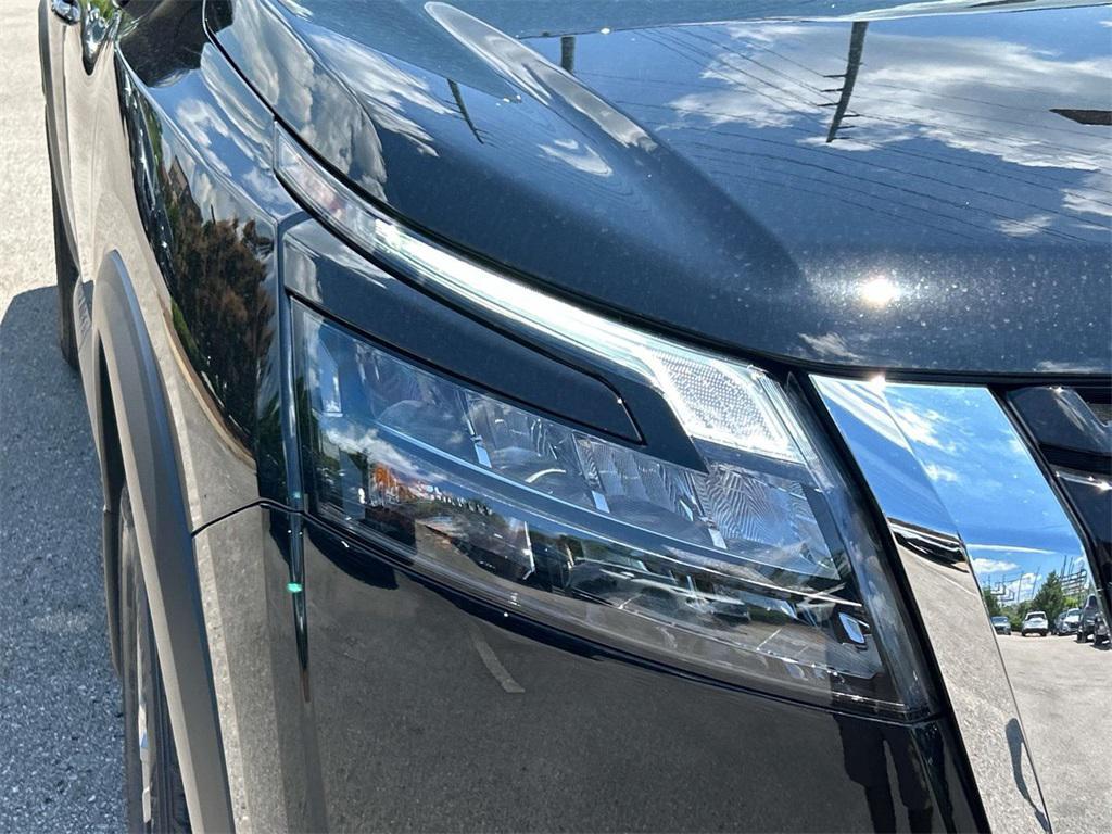 new 2025 Nissan Pathfinder car, priced at $33,497