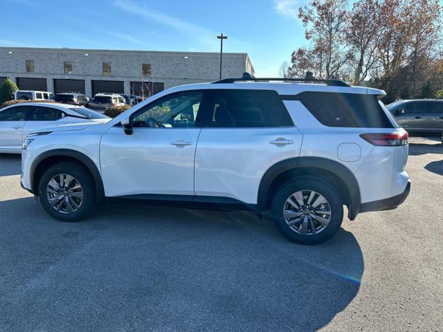 new 2025 Nissan Pathfinder car, priced at $41,101