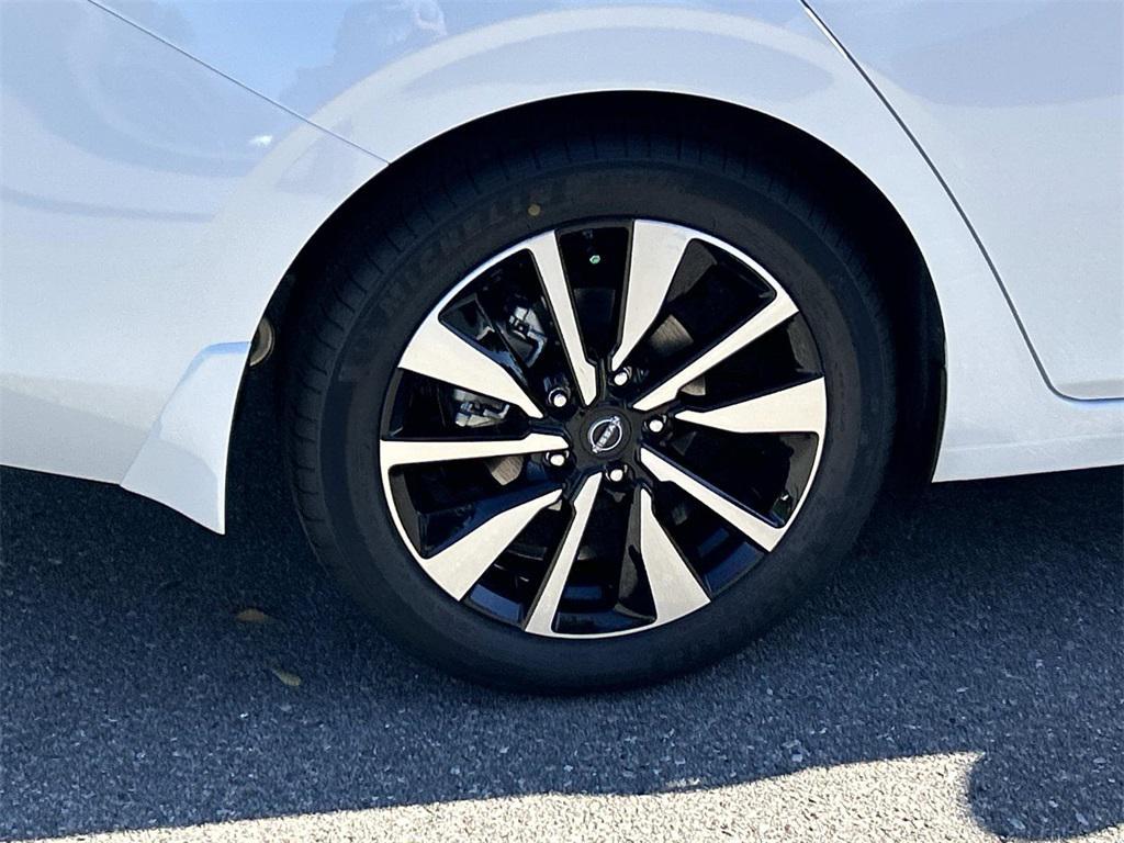 new 2025 Nissan Sentra car, priced at $23,115