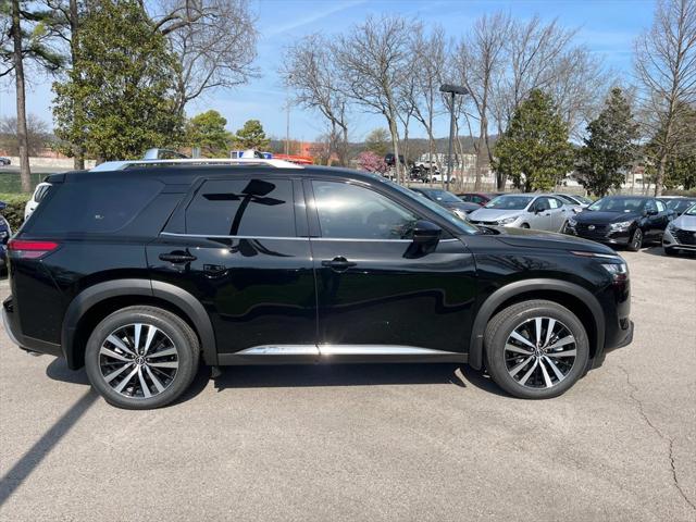 new 2024 Nissan Pathfinder car, priced at $42,748