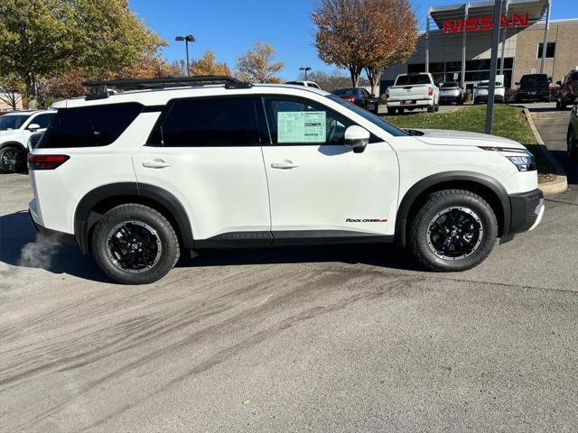 new 2025 Nissan Pathfinder car, priced at $45,736