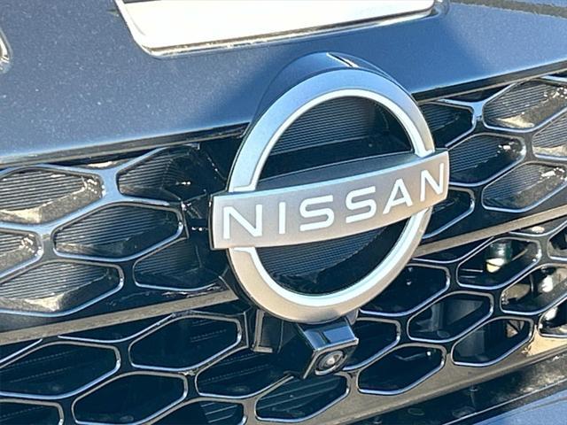 new 2025 Nissan Pathfinder car, priced at $45,736