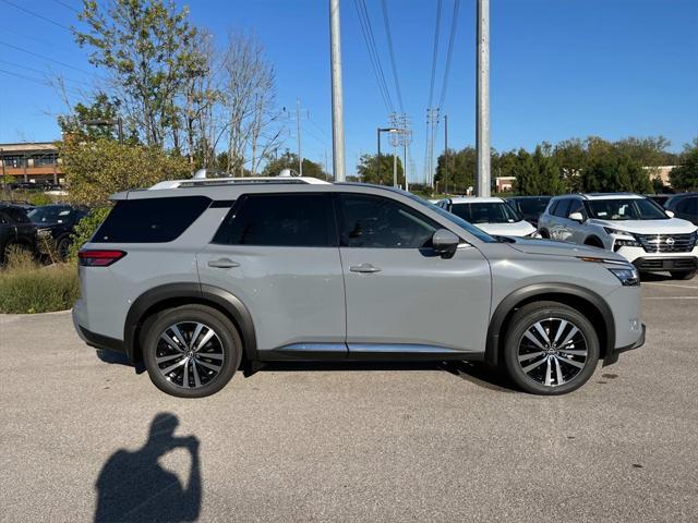 new 2024 Nissan Pathfinder car, priced at $50,607