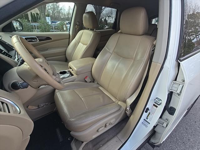 used 2014 Nissan Pathfinder car, priced at $12,000