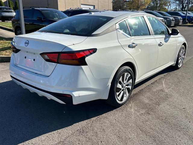 new 2025 Nissan Altima car, priced at $24,300