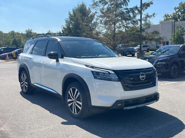 new 2024 Nissan Pathfinder car, priced at $44,784