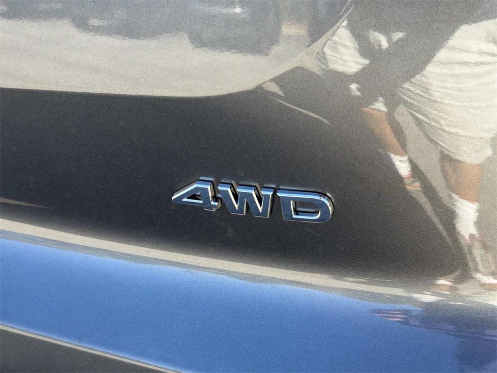 new 2025 Nissan Pathfinder car, priced at $36,319