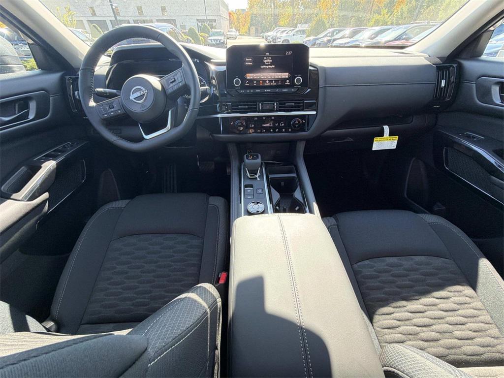 new 2025 Nissan Pathfinder car, priced at $36,319