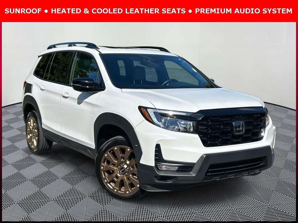 used 2022 Honda Passport car, priced at $28,350