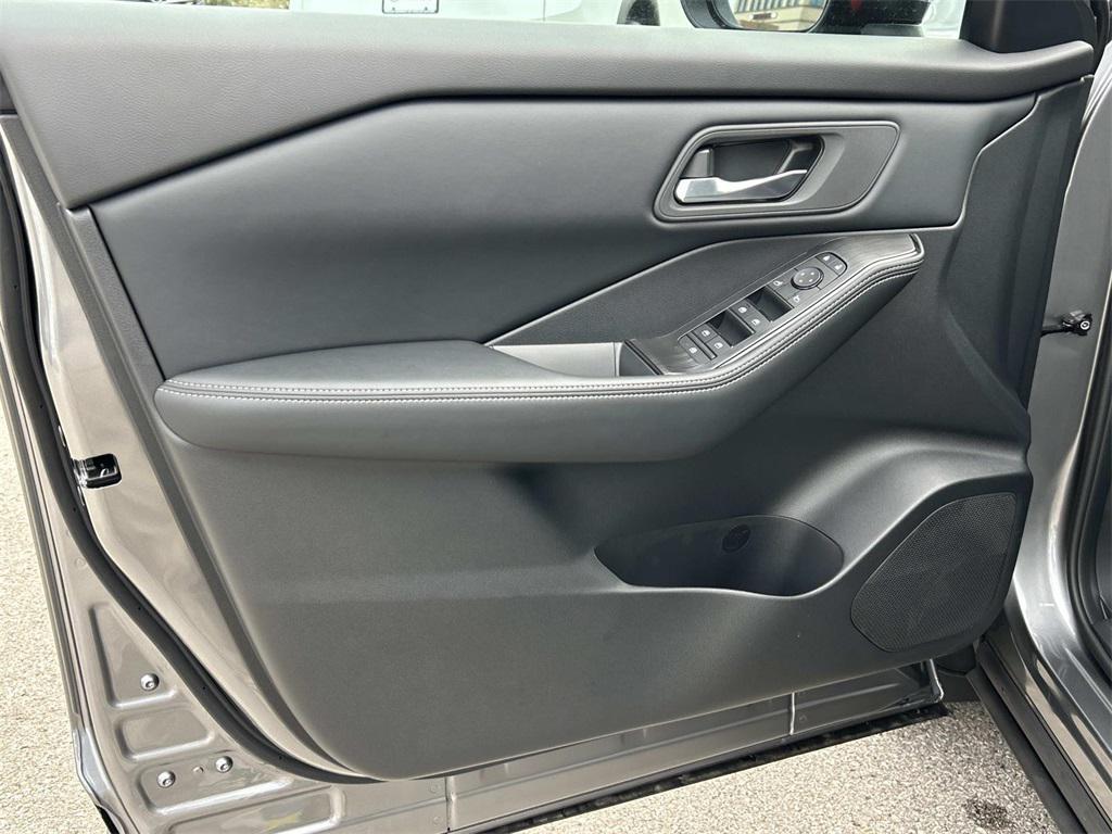 new 2026 Nissan Rogue car, priced at $29,507