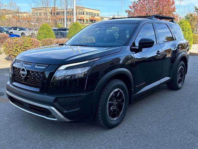 new 2025 Nissan Pathfinder car, priced at $42,350