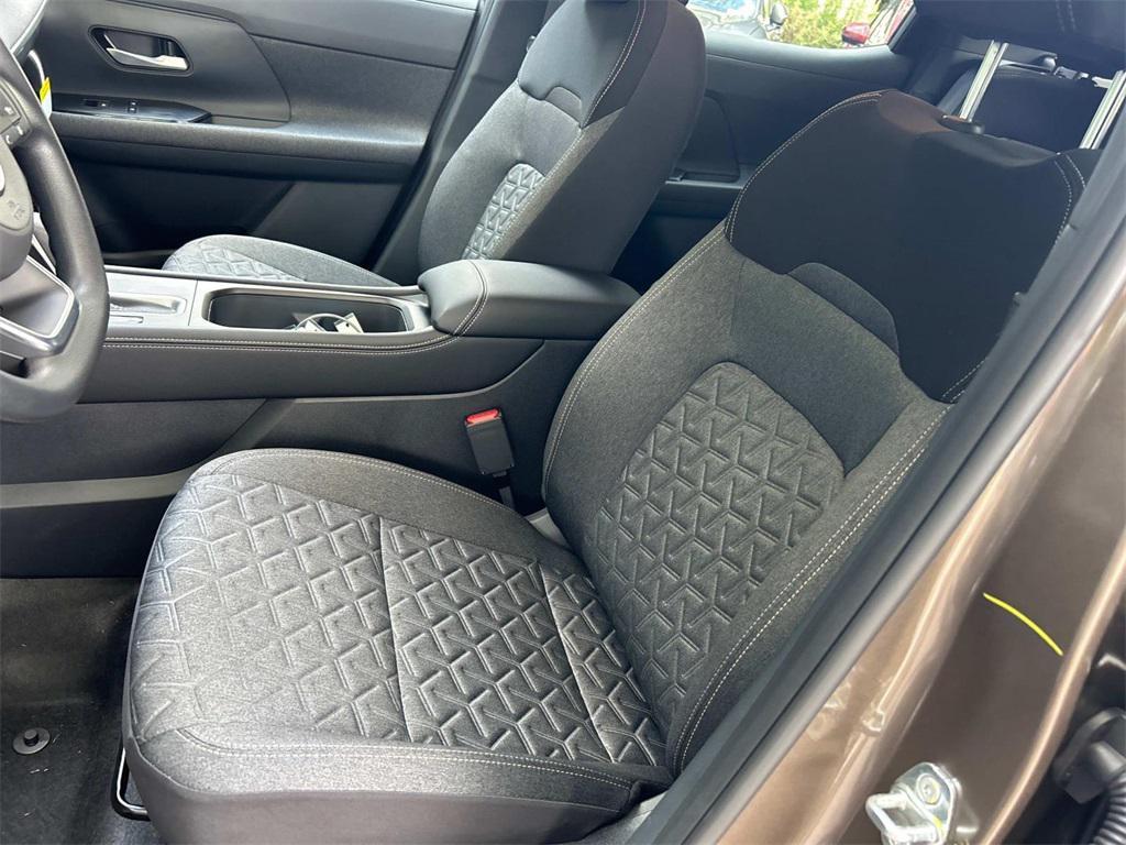 new 2025 Nissan Kicks car, priced at $23,612