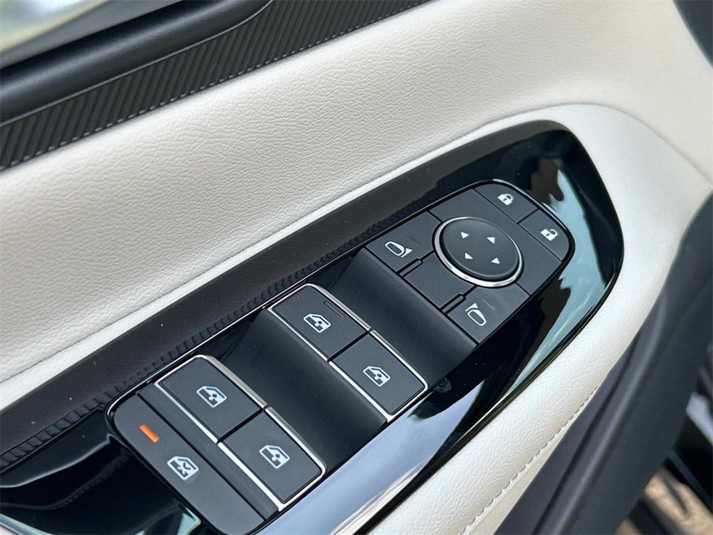 used 2025 Nissan Murano car, priced at $33,902