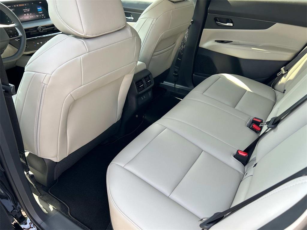 used 2025 Nissan Murano car, priced at $33,902