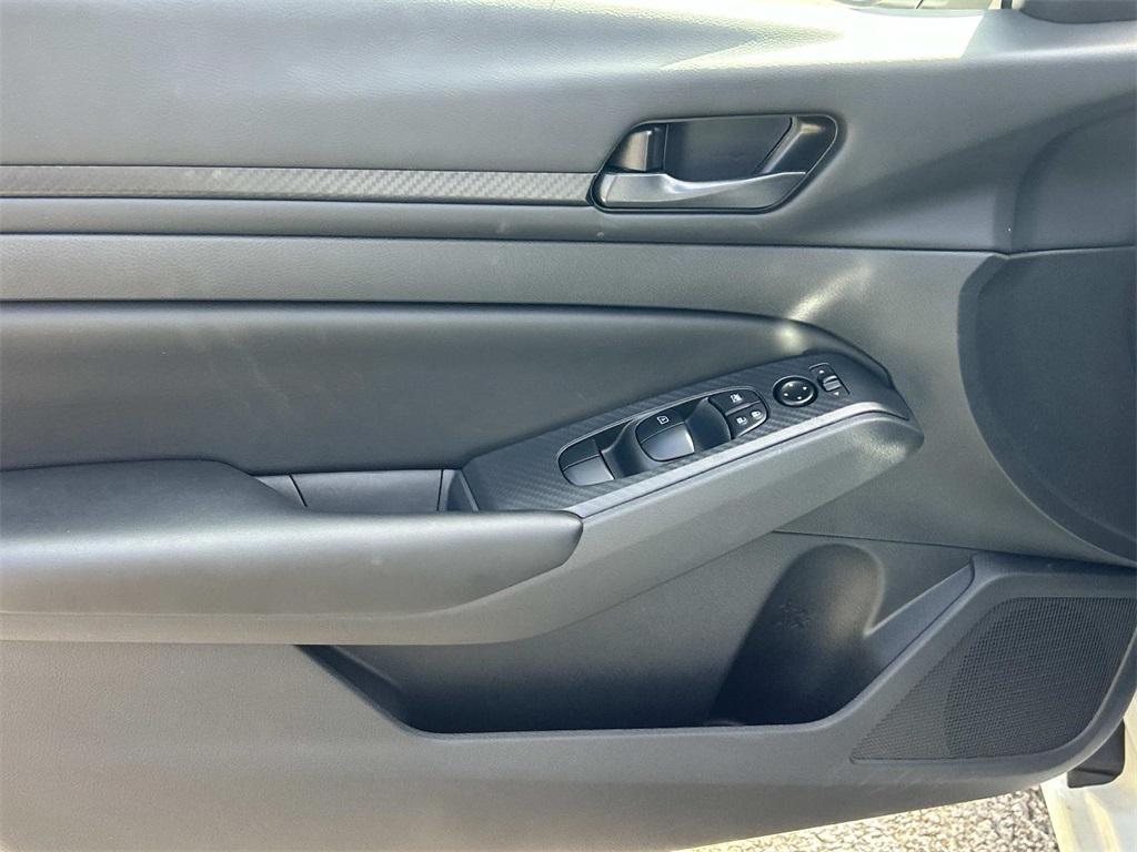 used 2025 Nissan Altima car, priced at $21,927