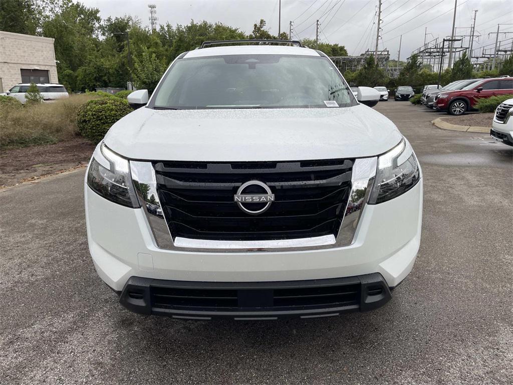 new 2025 Nissan Pathfinder car, priced at $35,578