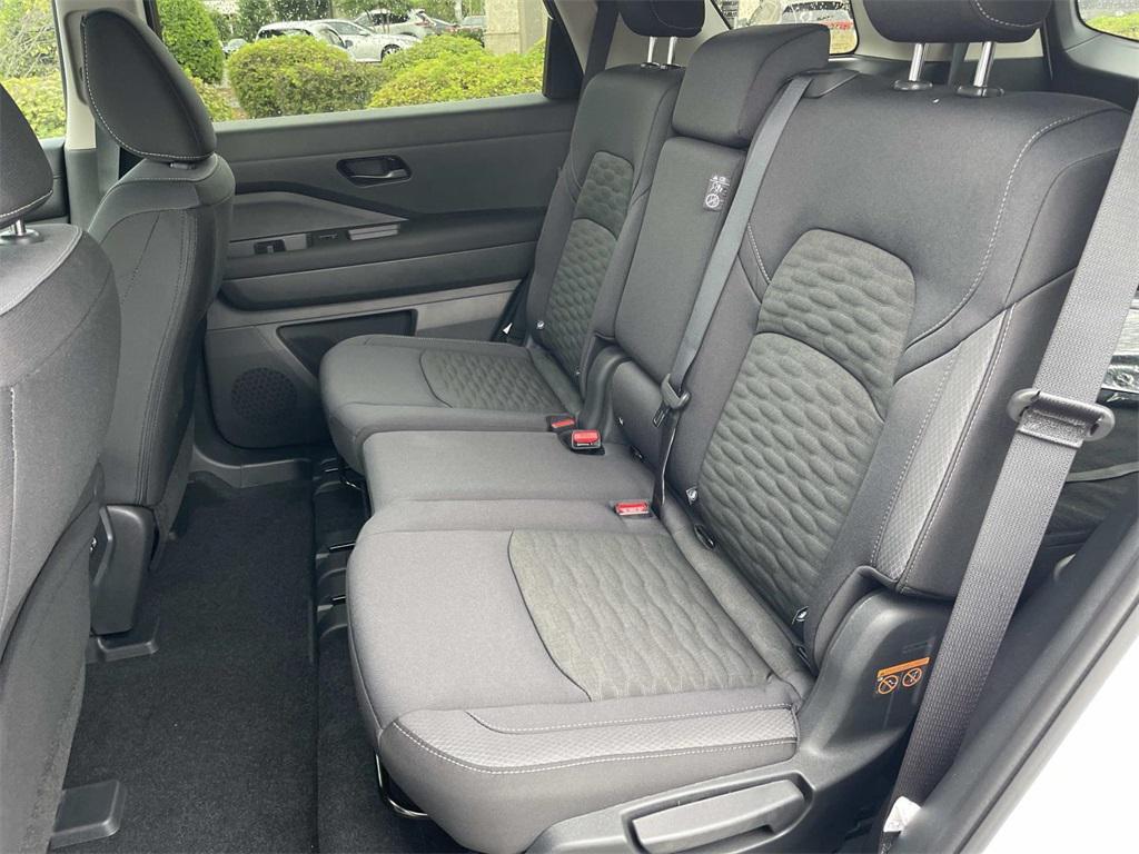 new 2025 Nissan Pathfinder car, priced at $35,578
