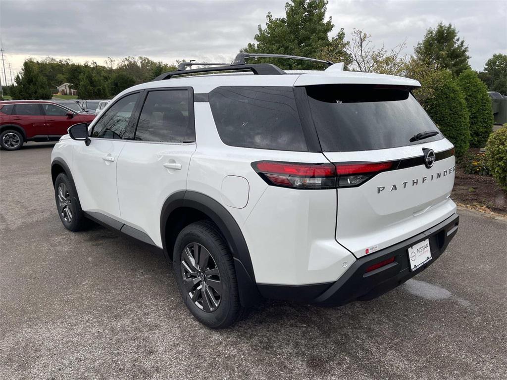 new 2025 Nissan Pathfinder car, priced at $35,578