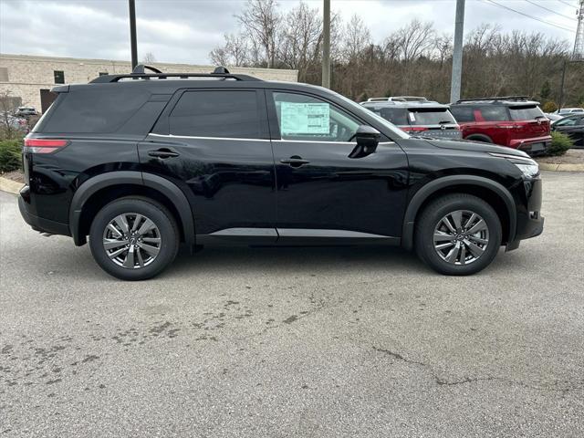 new 2025 Nissan Pathfinder car, priced at $40,622