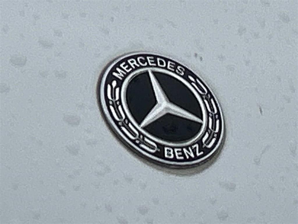 used 2018 Mercedes-Benz GLC 300 car, priced at $17,325