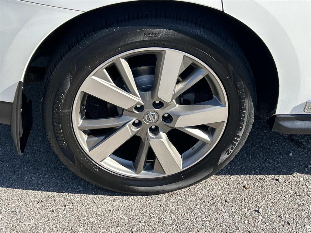 used 2014 Nissan Pathfinder car, priced at $7,763