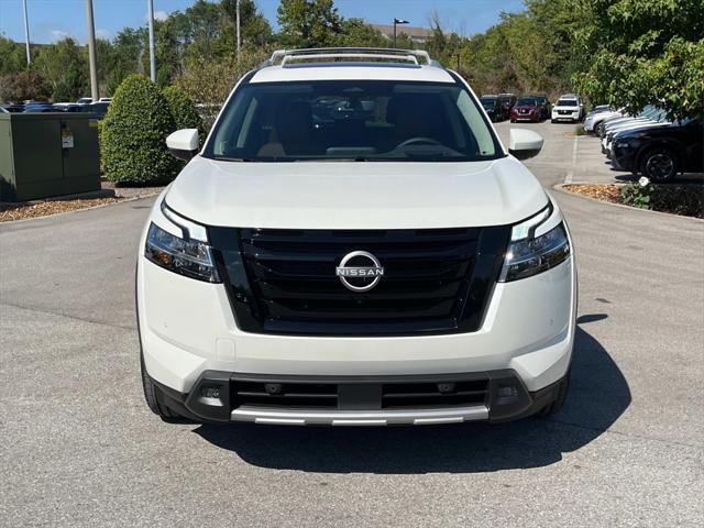 new 2024 Nissan Pathfinder car, priced at $45,209