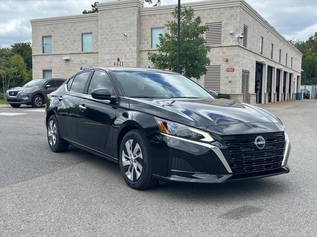 new 2025 Nissan Altima car, priced at $25,795