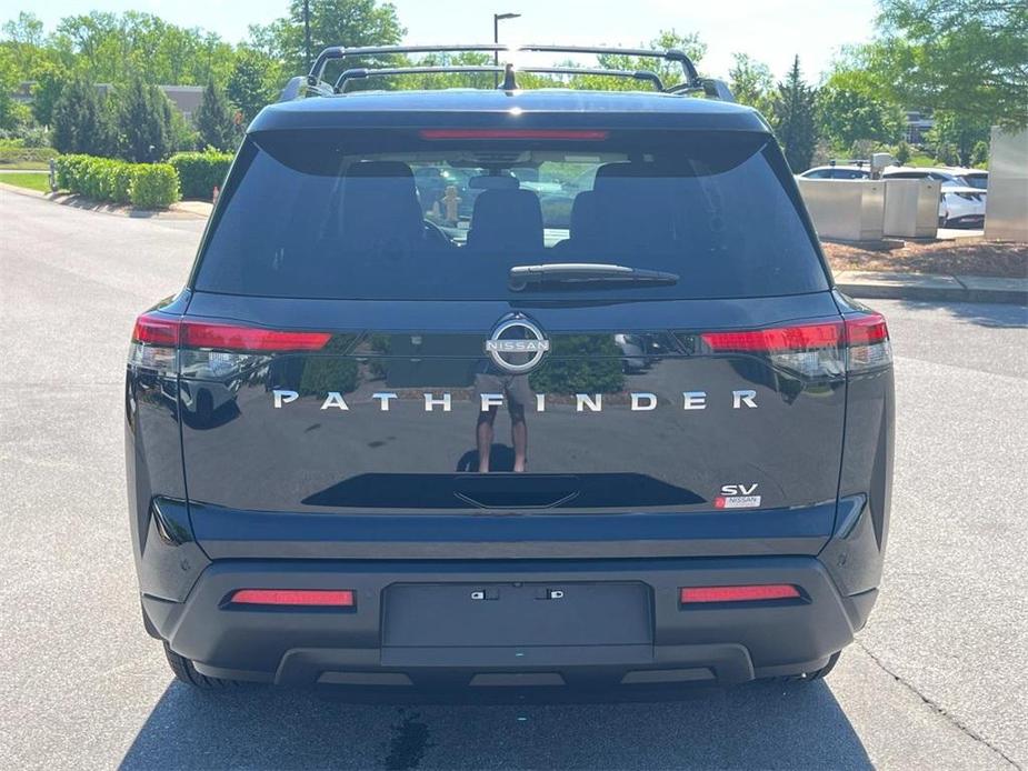 new 2024 Nissan Pathfinder car, priced at $40,558