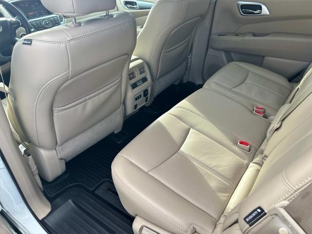 used 2019 Nissan Pathfinder car, priced at $19,450