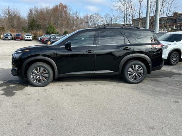 new 2025 Nissan Pathfinder car, priced at $40,701