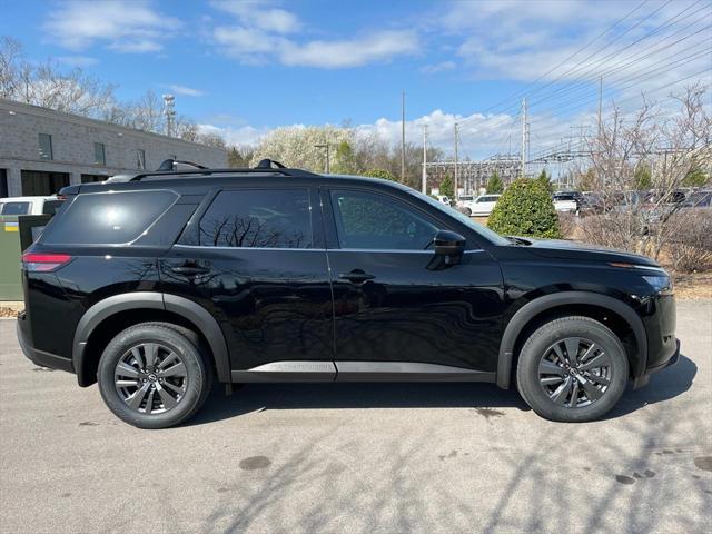 new 2024 Nissan Pathfinder car, priced at $34,357