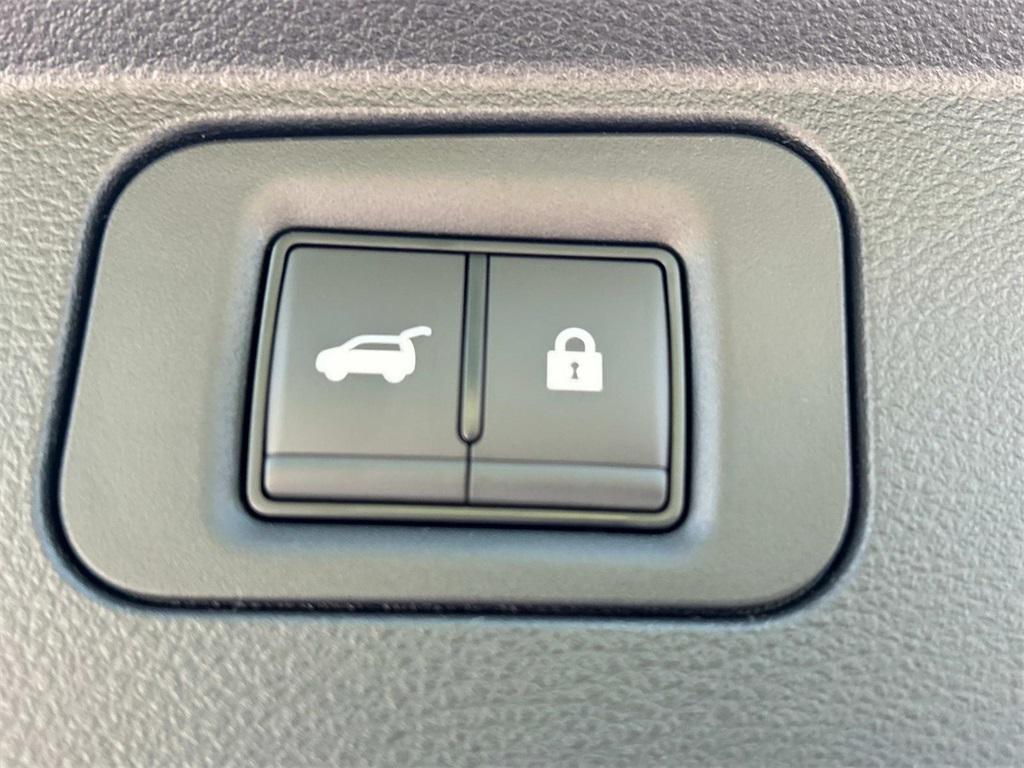 new 2025 Nissan Armada car, priced at $65,042