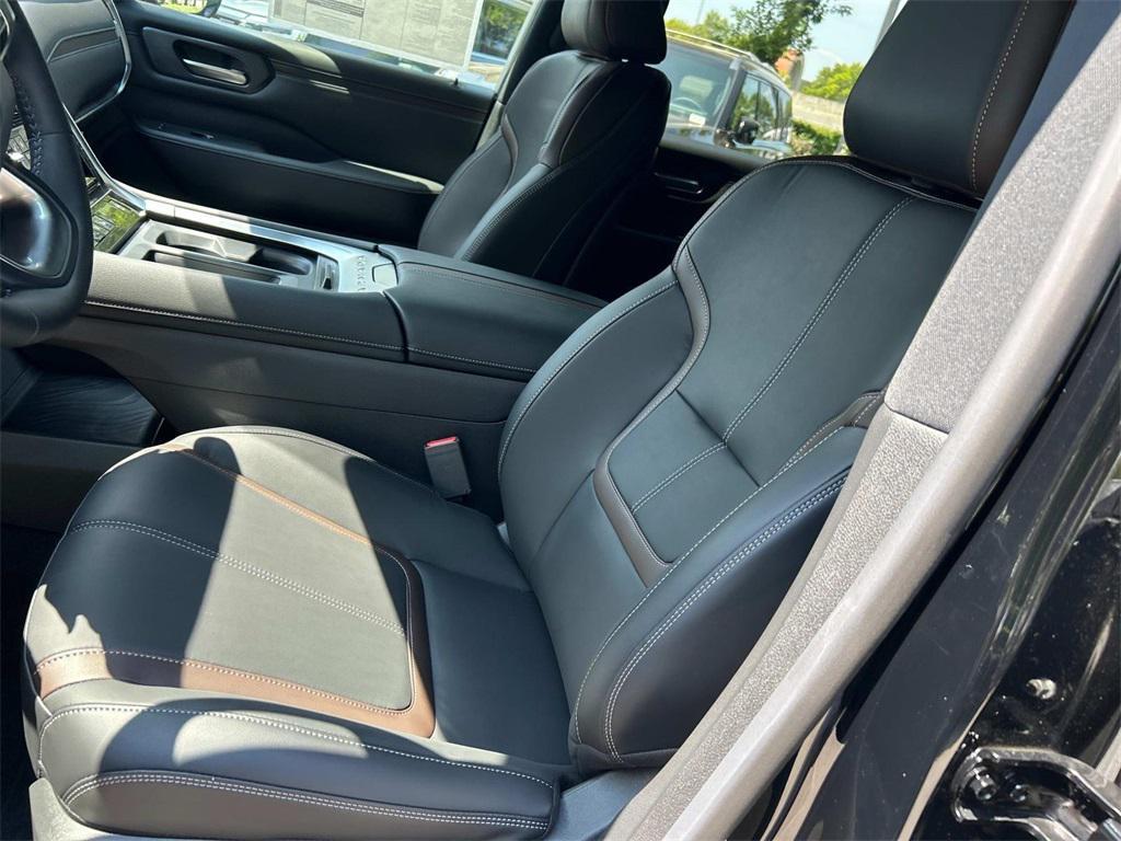 new 2025 Nissan Armada car, priced at $65,042