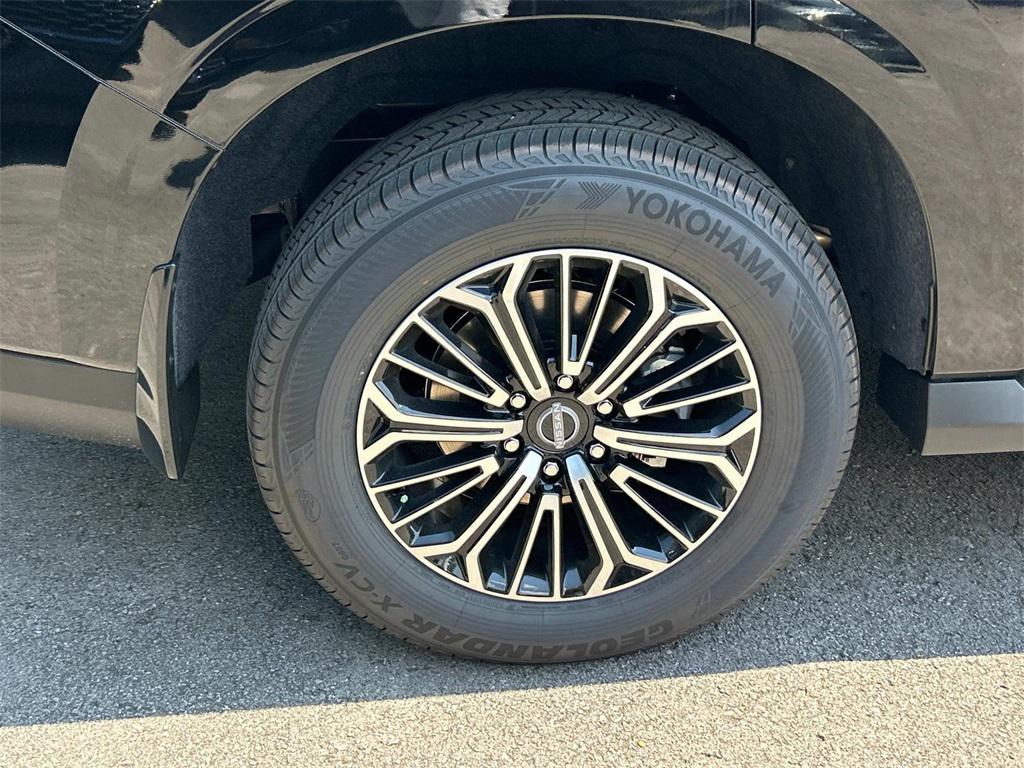 new 2025 Nissan Armada car, priced at $65,042