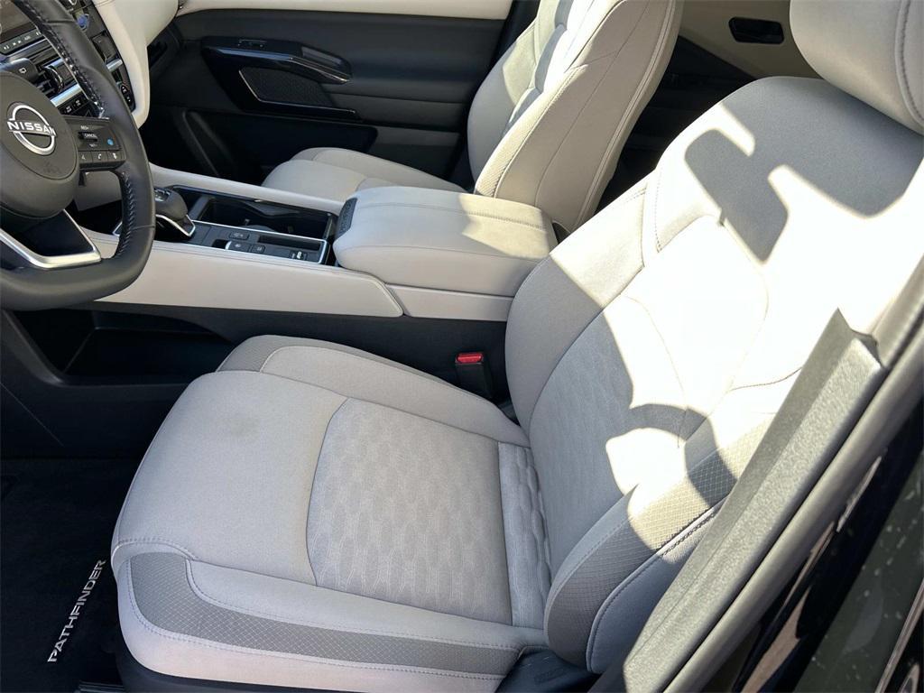 used 2025 Nissan Pathfinder car, priced at $32,992