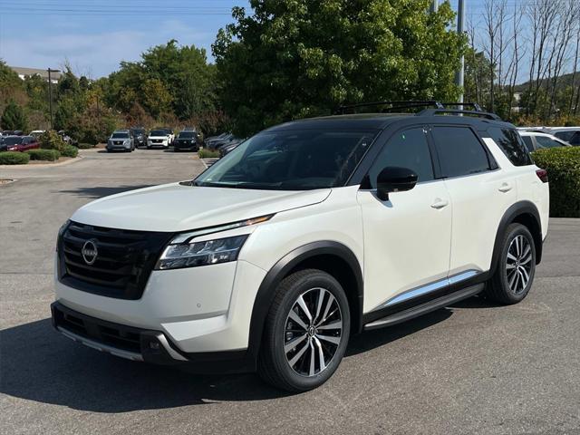 new 2024 Nissan Pathfinder car, priced at $48,378