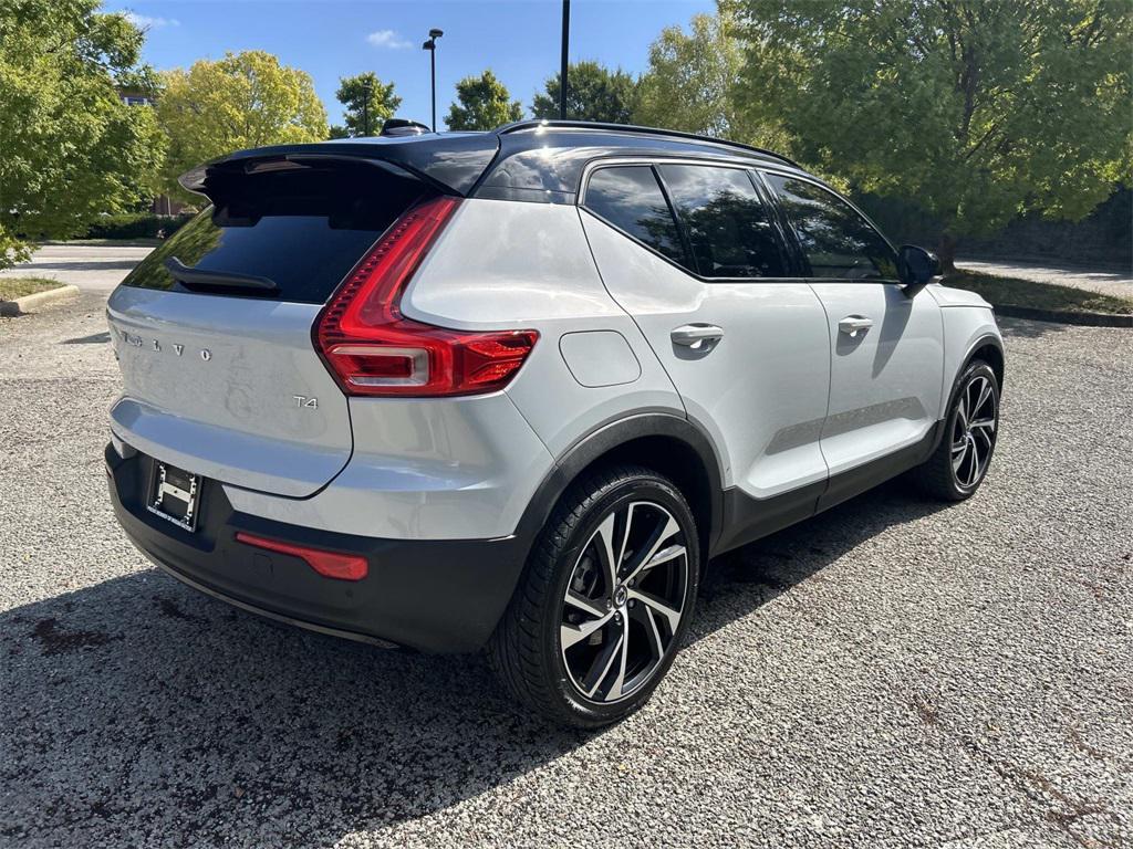 used 2022 Volvo XC40 car, priced at $25,921